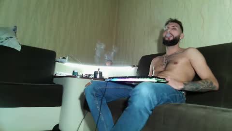 Snapshot of jamienoxus chatting on 02-23-25, 02:25 Robbie online show from 02-23-25, 02:25