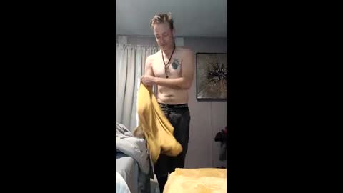 Snapshot of jamieshaneblueeyeswyo307 chatting on 11-05-25, 10:10 Supafly307blueeyes9in online show from 11-05-25, 10:10