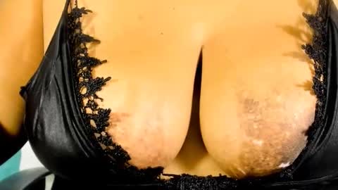 jan_milkhot online show from 10-24-25, 03:14