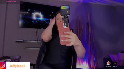 Danna varisheli online show from 10-19-25, 04:13