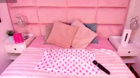 Snapshot of janah_myers chatting on 07-07-26, 01:48 Janah Myers online show from 07-07-26, 01:48