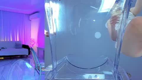 Snapshot of jane__klein chatting on 02-27-25, 04:52 Jenia online show from 02-27-25, 04:52