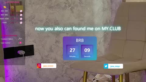 Snapshot of jane_meys chatting on 01-27-25, 11:11 your kitty JANE roawww online show from 01-27-25, 11:11