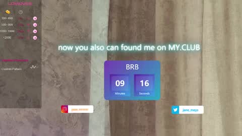 Snapshot of jane_meys chatting on 02-28-25, 11:25 your kitty JANE roawww online show from 02-28-25, 11:25