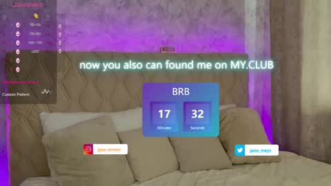 Snapshot of jane_meys chatting on 03-09-25, 11:14 your kitty JANE roawww online show from 03-09-25, 11:14