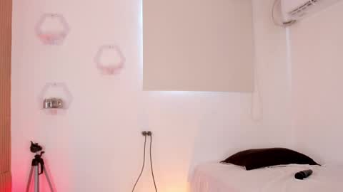 Jane  M online show from 04-10-26, 07:29