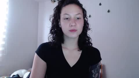 Snapshot of jane_r chatting on 02-05-25, 10:22 Jane online show from 02-05-25, 10:22