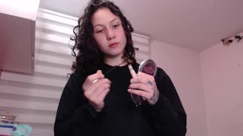 Snapshot of jane_r chatting on 10-22-25, 11:15 Jane online show from 10-22-25, 11:15