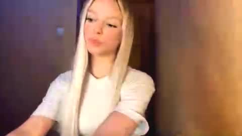 Snapshot of janeanjourneay chatting on 02-23-26, 08:39 Kary online show from 02-23-26, 08:39