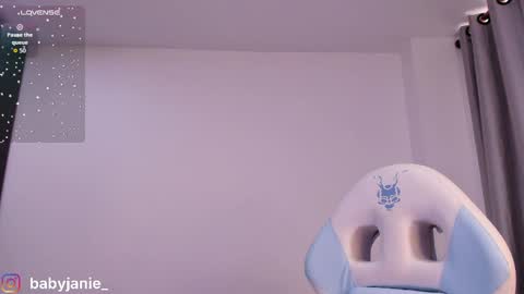 Snapshot of janee_lane chatting on 06-05-26, 10:15 Jane online show from 06-05-26, 10:15