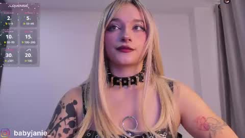 Snapshot of janee_lane chatting on 06-12-26, 09:14 Jane online show from 06-12-26, 09:14