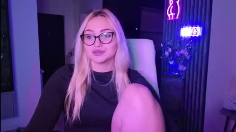 Jane online show from 11-06-25, 05:36