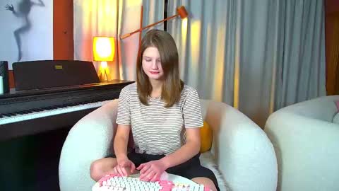 Snapshot of janerosen chatting on 11-21-25, 07:29 jane online show from 11-21-25, 07:29