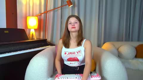 Snapshot of janerosen chatting on 11-28-25, 06:27 jane online show from 11-28-25, 06:27