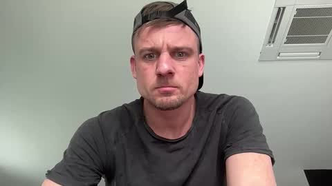 Snapshot of janettarobin chatting on 02-06-26, 11:46 RoJan online show from 02-06-26, 11:46