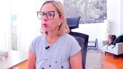 JANE TURNER MILF online show from 01-10-26, 05:04