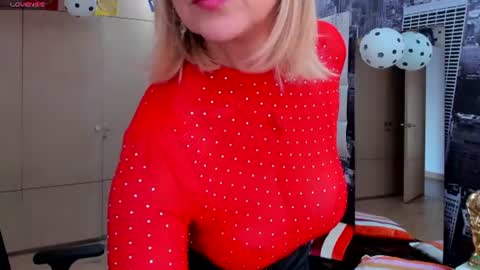 JANE TURNER MILF online show from 06-30-26, 12:39