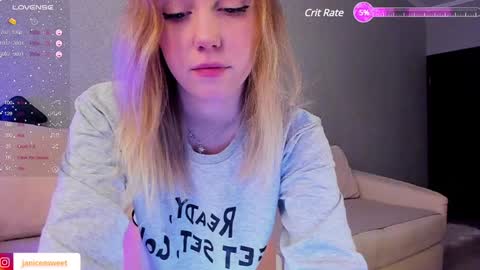 Snapshot of janice_sweet chatting on 01-31-25, 03:20 Janice online show from 01-31-25, 03:20