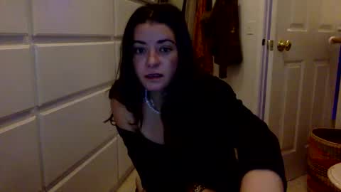 janicepepper online show from 12-29-24, 01:17