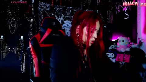 Snapshot of janna_ink chatting on 05-11-26, 03:12 online show from 05-11-26, 03:12