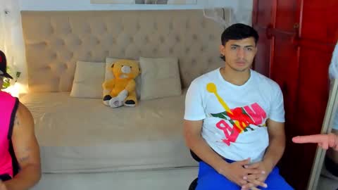 janomar01 online show from 11-05-25, 06:52