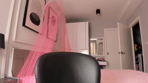 Snapshot of jap_amelle chatting on 02-26-26, 11:04 Amelle online show from 02-26-26, 11:04