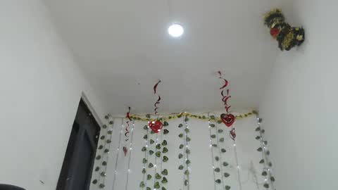 Monik online show from 02-23-25, 01:53