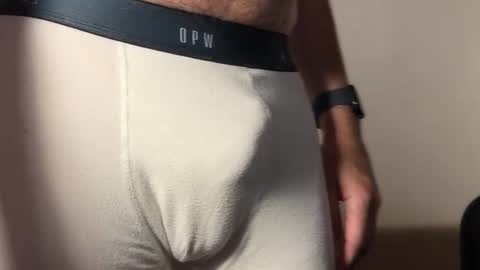 Snapshot of jarabedecereza chatting on 10-23-25, 05:33 MRA online show from 10-23-25, 05:33