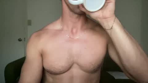 Snapshot of jared_cam chatting on 05-12-26, 10:34 jared_cam online show from 05-12-26, 10:34
