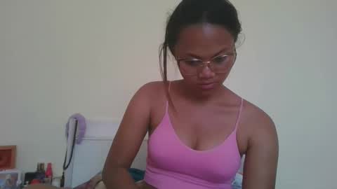 Snapshot of jarevava chatting on 10-10-25, 10:36 Jarevava online show from 10-10-25, 10:36