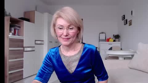 Snapshot of jasmin18v chatting on 01-25-25, 02:14 Jasmin room for people 40 online show from 01-25-25, 02:14