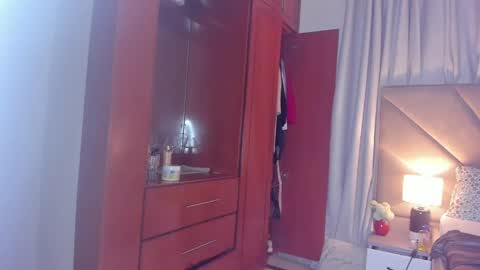 Snapshot of jasmin_melons chatting on 05-21-26, 03:24 jasmin_melons online show from 05-21-26, 03:24