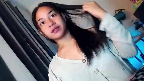 JASMINE online show from 04-13-26, 02:06