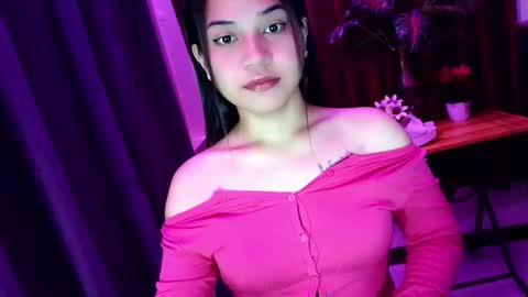 JASMINE online show from 05-19-26, 01:11