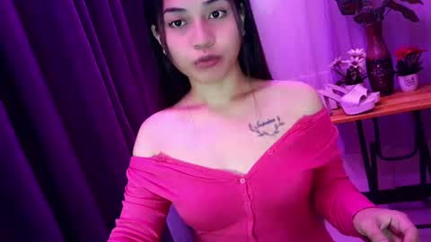 Snapshot of jasmine_arousal chatting on 06-24-26, 11:42 JASMINE online show from 06-24-26, 11:42