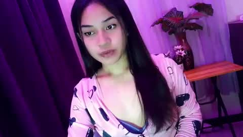 Snapshot of jasmine_arousal chatting on 06-28-26, 11:38 JASMINE online show from 06-28-26, 11:38