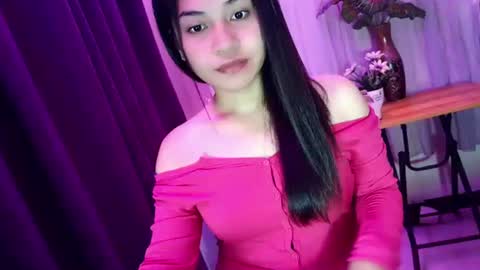 Snapshot of jasmine_arousal chatting on 06-29-26, 04:08 JASMINE online show from 06-29-26, 04:08