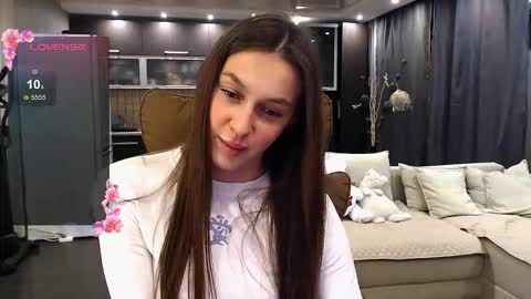 Jasmine online show from 03-12-26, 09:10