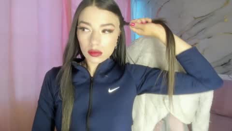 Snapshot of jasmine_hyper_1 chatting on 12-17-24, 02:22 Jas online show from 12-17-24, 02:22