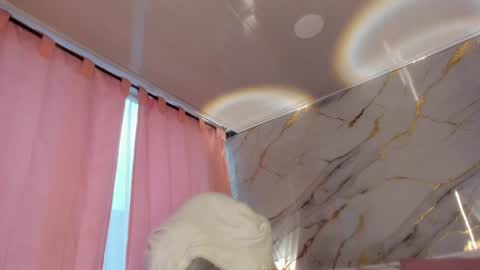 Snapshot of jasmine_hyper_1 chatting on 12-18-24, 05:21 Jas online show from 12-18-24, 05:21