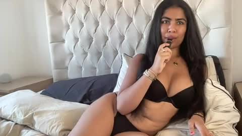 Jasmine Fox  online show from 07-09-26, 06:12