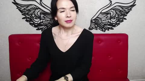 JasmineKouch online show from 02-01-25, 09:51