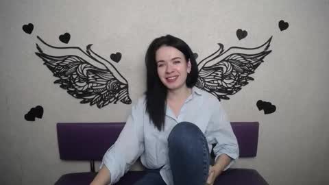 JasmineKouch online show from 10-17-25, 05:26