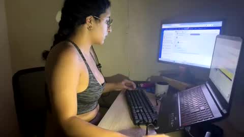 Jasmine online show from 03-17-26, 08:23