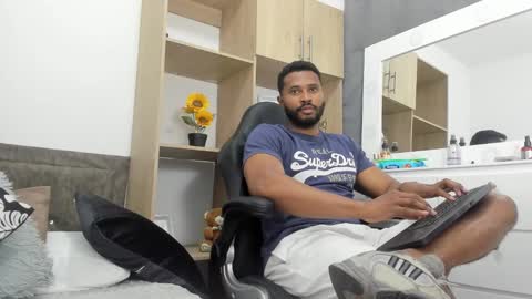 Jason online show from 10-17-25, 05:15