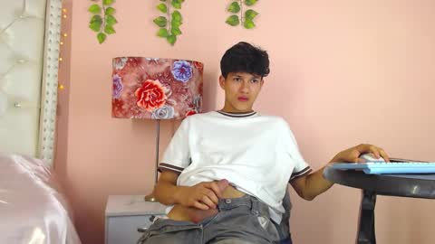 Snapshot of jason_graeats1 chatting on 10-22-25, 06:24 JASON online show from 10-22-25, 06:24