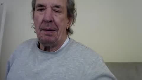 Snapshot of jaspal55 chatting on 10-24-25, 11:28 jaspal55 online show from 10-24-25, 11:28