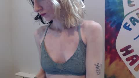Snapshot of jasper1thewhor3 chatting on 07-16-26, 04:57 jasper1thewhor3 online show from 07-16-26, 04:57