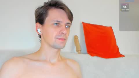 Snapshot of jasper_sun chatting on 10-31-25, 09:16 Jasper online show from 10-31-25, 09:16