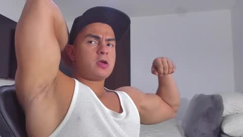 JBrooksXx online show from 03-09-25, 10:19